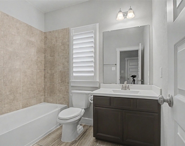 18143 Moonlit River Drive - Photo Thumbnail 16