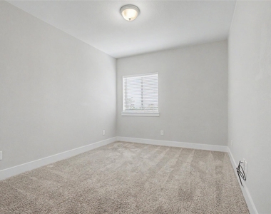 18143 Moonlit River Drive - Photo Thumbnail 17