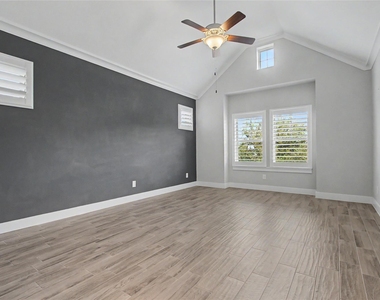 18143 Moonlit River Drive - Photo Thumbnail 19