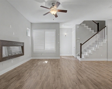18143 Moonlit River Drive - Photo Thumbnail 9