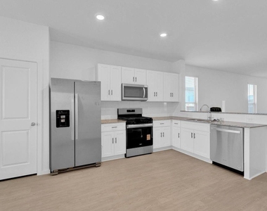 319 Bismuth Drive - Photo Thumbnail 1