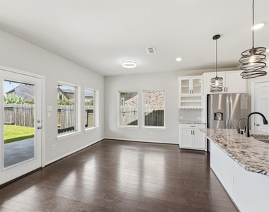 2994 Vintage Park Lane - Photo Thumbnail 8