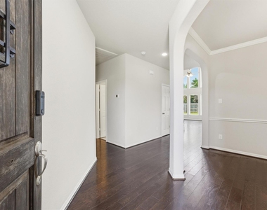 2994 Vintage Park Lane - Photo Thumbnail 2
