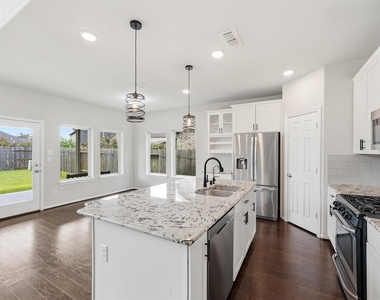 2994 Vintage Park Lane - Photo Thumbnail 6