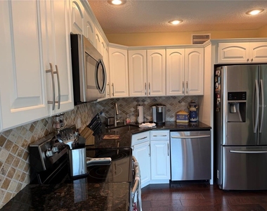 2426 Ecuadorian Way - Photo Thumbnail 7