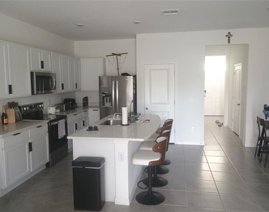 11440 Crescent Deer Drive - Photo Thumbnail 5