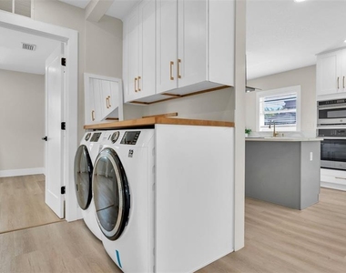 2906 W Nassau Street - Photo Thumbnail 16