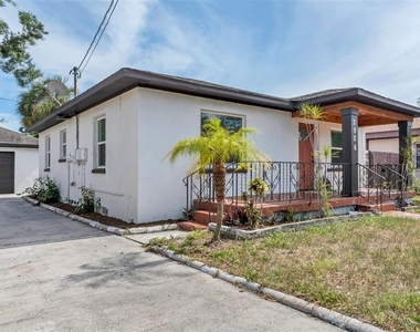 2906 W Nassau Street - Photo Thumbnail 1