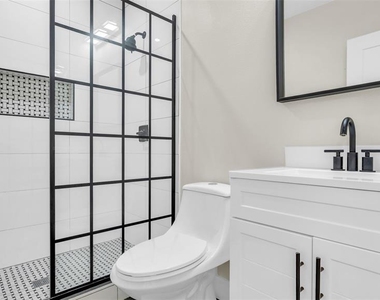 2906 W Nassau Street - Photo Thumbnail 21