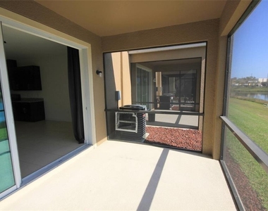 6843 40th Lane N - Photo Thumbnail 13