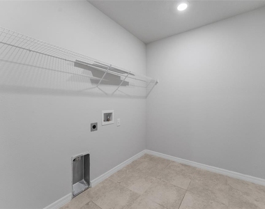 9642 Summers Cay Circle - Photo Thumbnail 29
