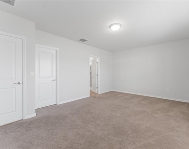 9642 Summers Cay Circle - Photo Thumbnail 15