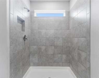 9642 Summers Cay Circle - Photo Thumbnail 18