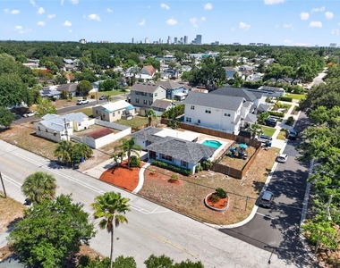 1674 34th Avenue N - Photo Thumbnail 1
