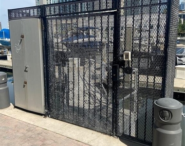 371 Channelside Walk Way - Photo Thumbnail 3