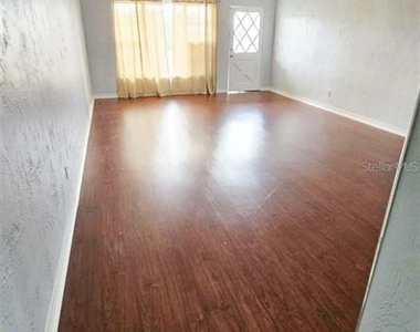 2451 Canadian Way - Photo Thumbnail 3
