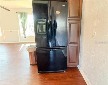 2451 Canadian Way - Photo Thumbnail 5