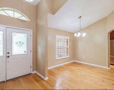 4914 N Mendenhall Drive - Photo Thumbnail 1