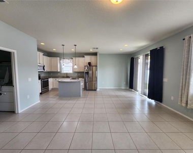 15734 Stone House Drive - Photo Thumbnail 5
