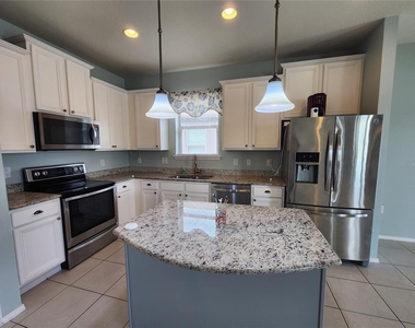 15734 Stone House Drive - Photo Thumbnail 11