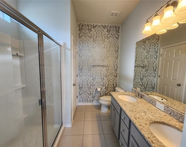 15734 Stone House Drive - Photo Thumbnail 17