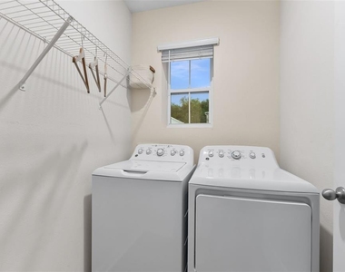 10918 Trailing Vine Drive - Photo Thumbnail 23