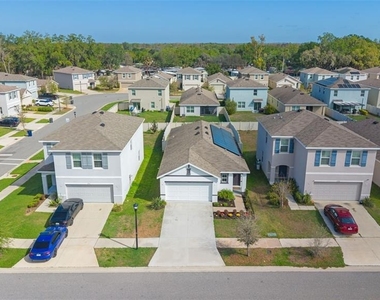 10918 Trailing Vine Drive - Photo Thumbnail 34
