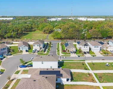 10918 Trailing Vine Drive - Photo Thumbnail 31