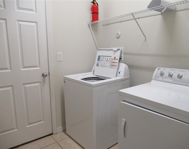 2822 Maple Brook Loop - Photo Thumbnail 22