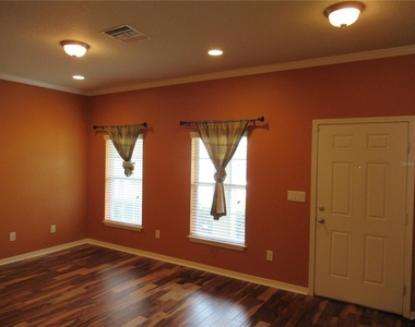 2822 Maple Brook Loop - Photo Thumbnail 12