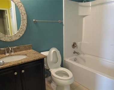 2822 Maple Brook Loop - Photo Thumbnail 18