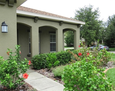 2822 Maple Brook Loop - Photo Thumbnail 2