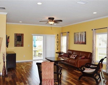 2822 Maple Brook Loop - Photo Thumbnail 7