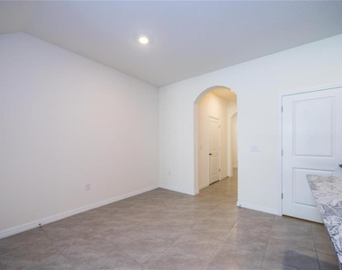 34293 Sorrel Mint Drive - Photo Thumbnail 7