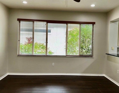 30239 Emmetts Court - Photo Thumbnail 25
