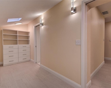 1247 Monticello Boulevard N - Photo Thumbnail 33