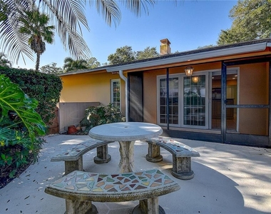 1247 Monticello Boulevard N - Photo Thumbnail 40