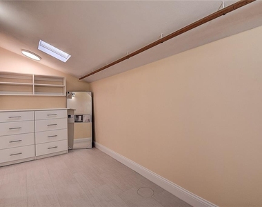 1247 Monticello Boulevard N - Photo Thumbnail 34