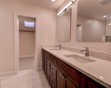 1247 Monticello Boulevard N - Photo Thumbnail 31