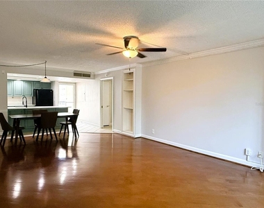 2614 Cove Cay Drive - Photo Thumbnail 4
