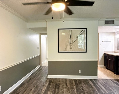 2614 Cove Cay Drive - Photo Thumbnail 13