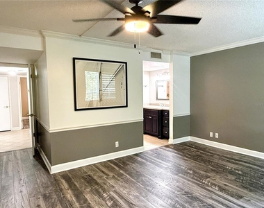 2614 Cove Cay Drive - Photo Thumbnail 8