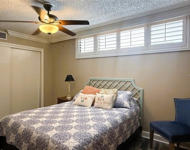 2614 Cove Cay Drive - Photo Thumbnail 22