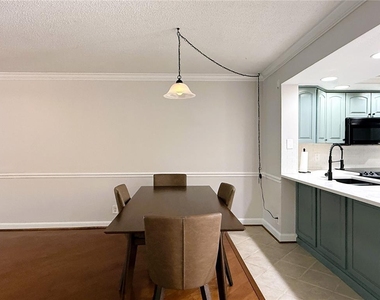 2614 Cove Cay Drive - Photo Thumbnail 5