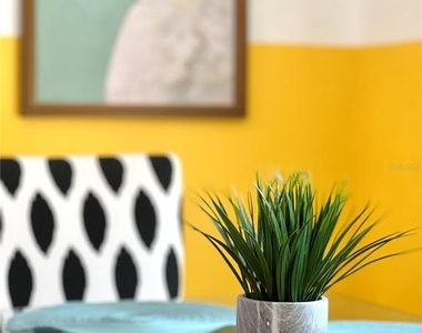 2173 Riviera Drive - Photo Thumbnail 11