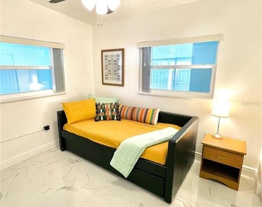 2173 Riviera Drive - Photo Thumbnail 14