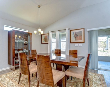 6731 Castle Green Place - Photo Thumbnail 18