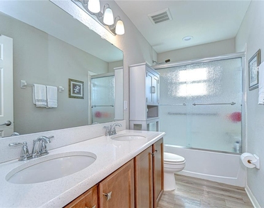 6731 Castle Green Place - Photo Thumbnail 33