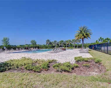 6731 Castle Green Place - Photo Thumbnail 37