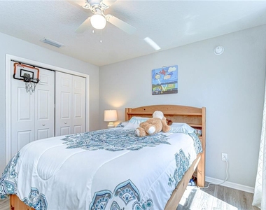6731 Castle Green Place - Photo Thumbnail 32